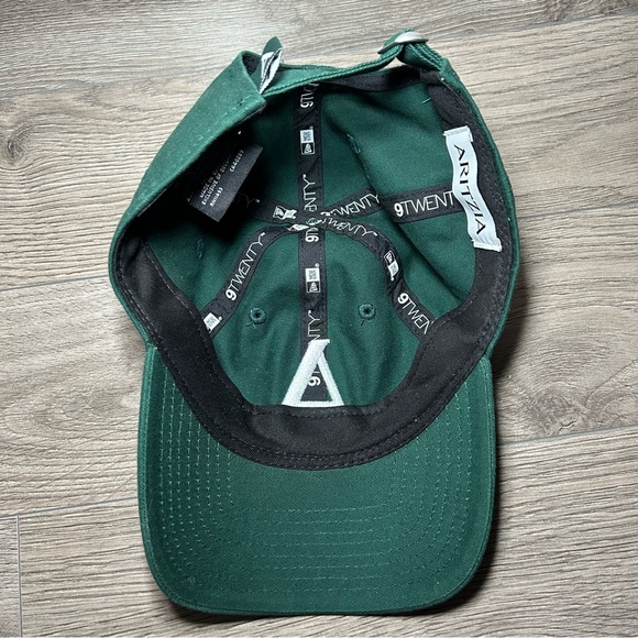 NWOT Aritzia New Era x Aritzia 9TWENTY Hat Washed Scarab Deep Hunter Green - Picture 9 of 9